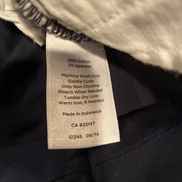 Talbots Navy The Perfect Crop Pants Flat Front Size 6 - Picture 10 of 11